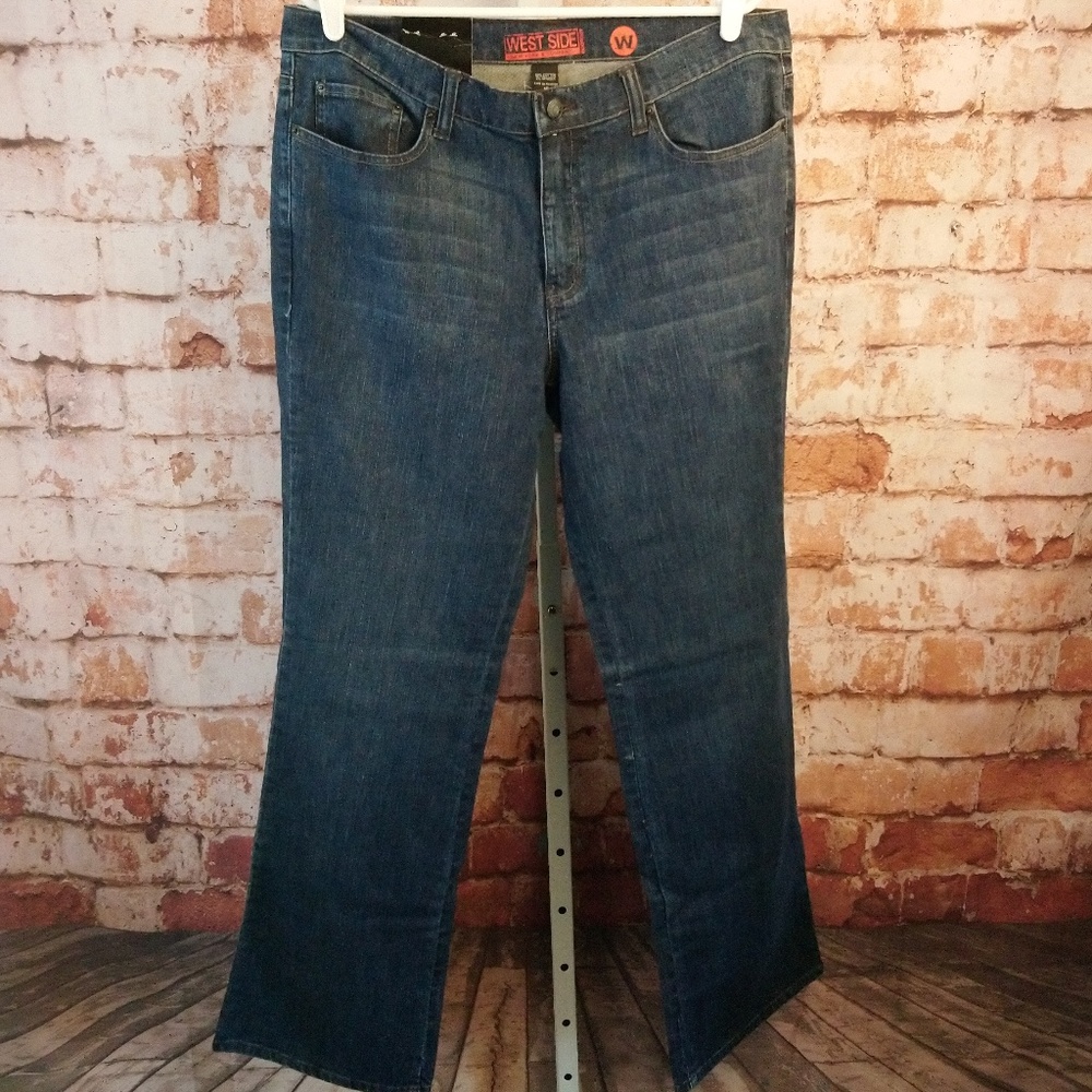 NWT New York & Co West Side Boot Cut Jeans Sz 16